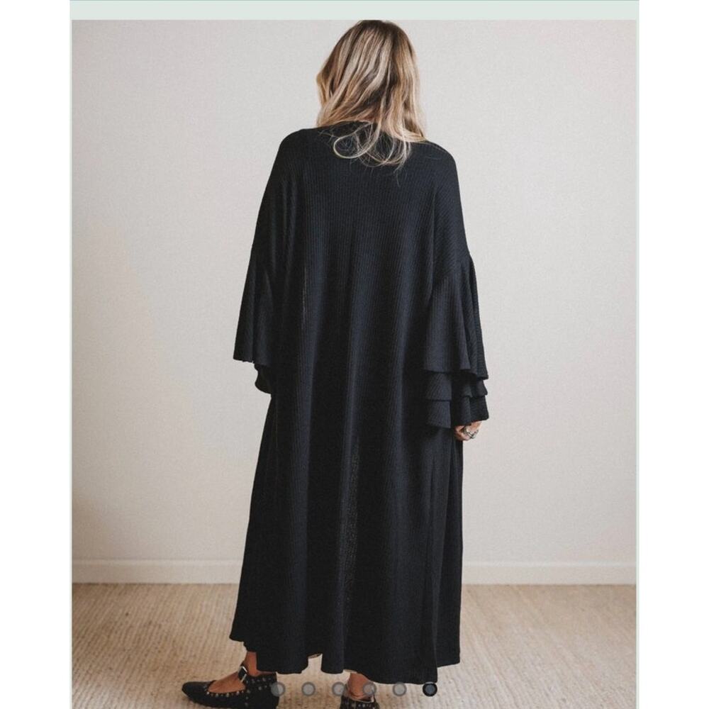 Three Bird Nest Radiant Ruffles Duster Cardigan - Black - Picture 5 of 6